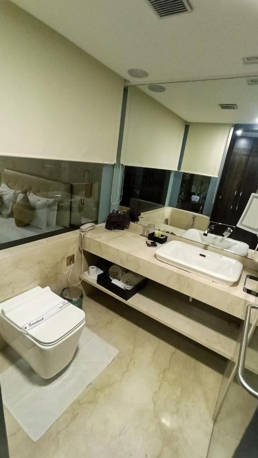 Kailash Parbat Hotel Lonavala Extérieur photo