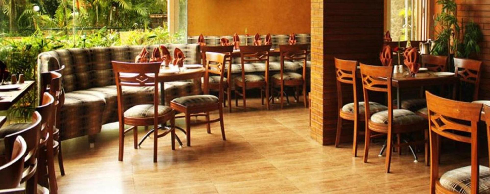 Kailash Parbat Hotel Lonavala Extérieur photo