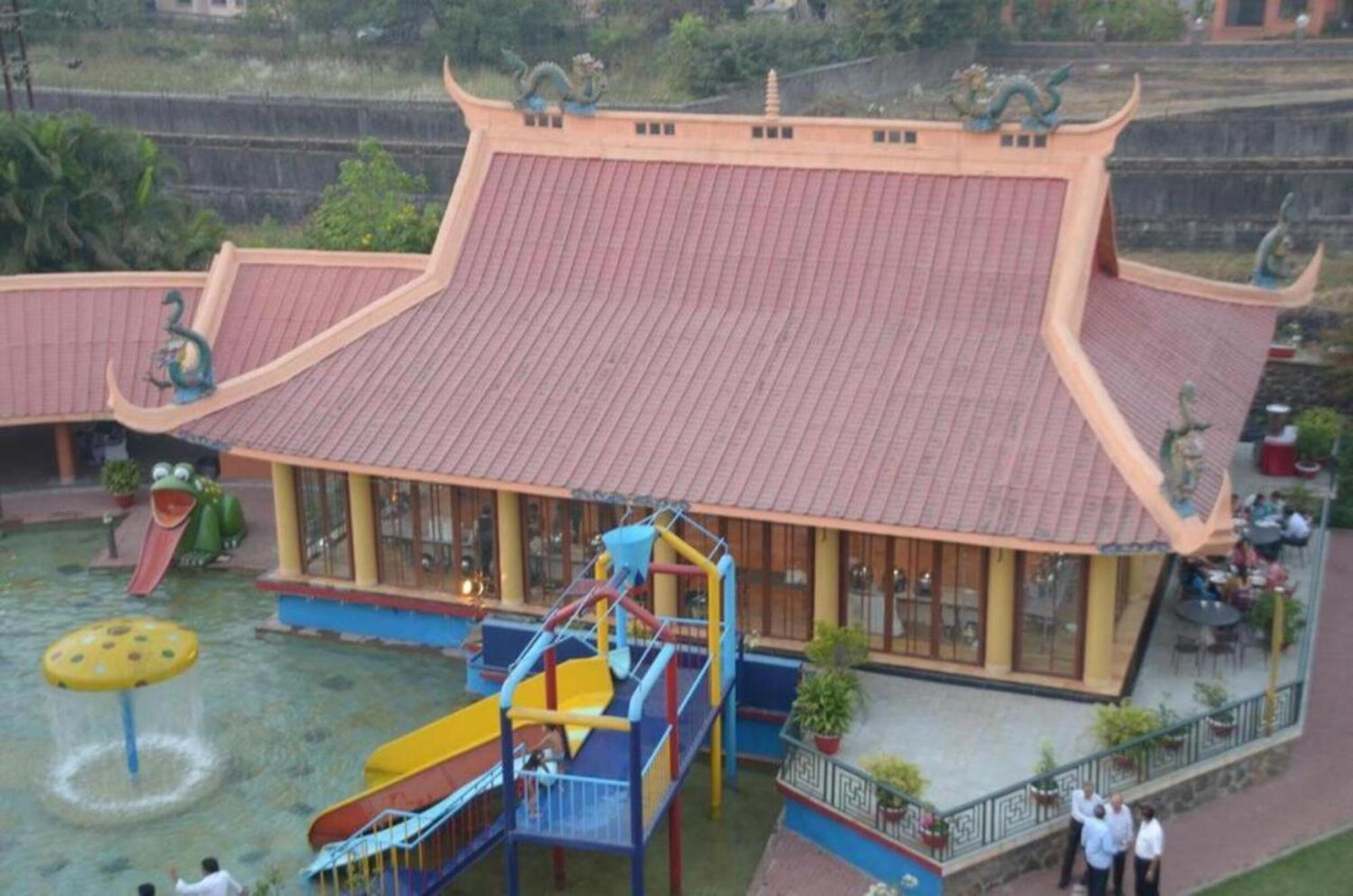 Kailash Parbat Hotel Lonavala Extérieur photo