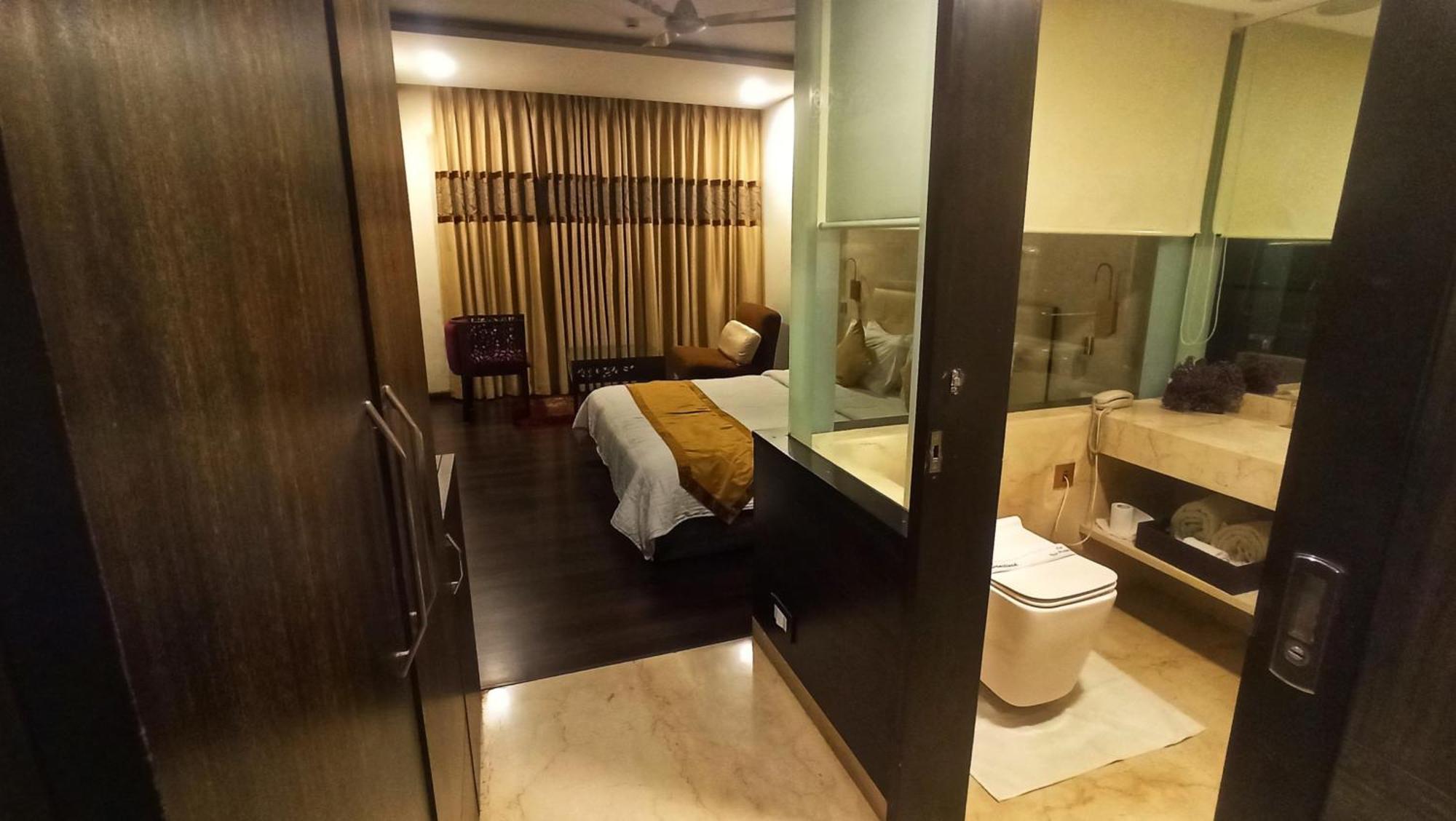 Kailash Parbat Hotel Lonavala Extérieur photo
